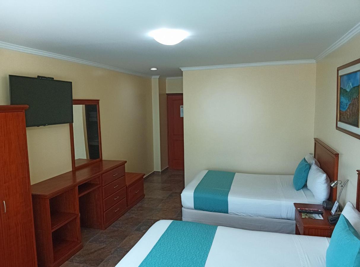 Hotel El Marques Atacames Buitenkant foto
