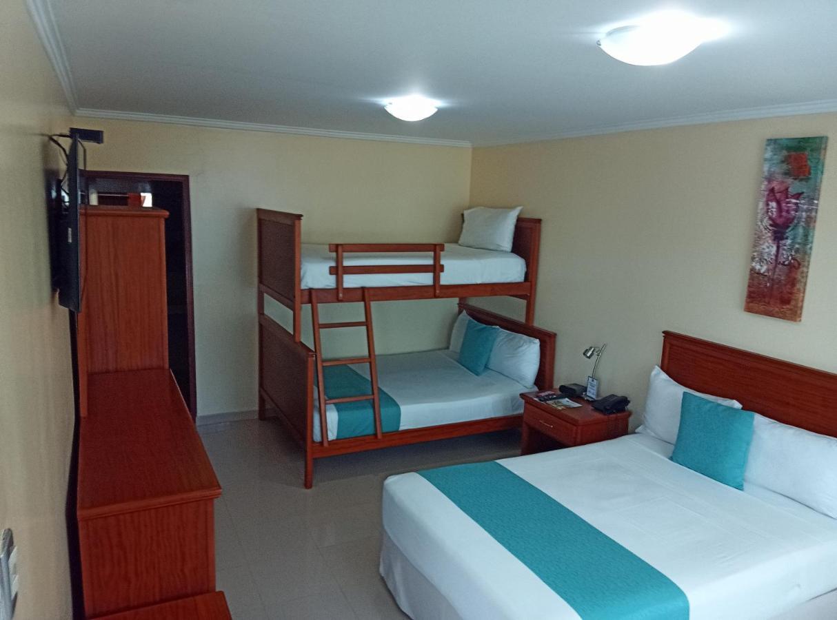 Hotel El Marques Atacames Buitenkant foto