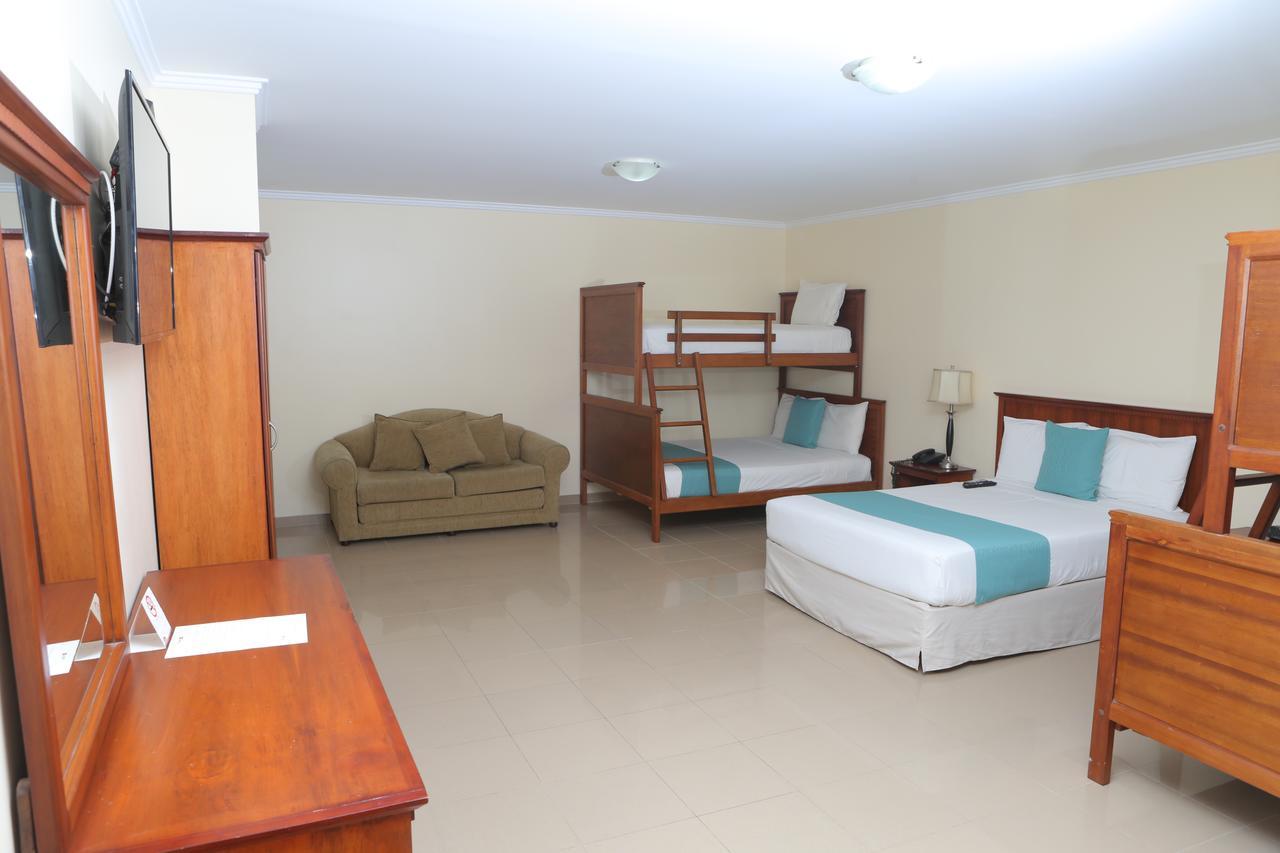 Hotel El Marques Atacames Buitenkant foto