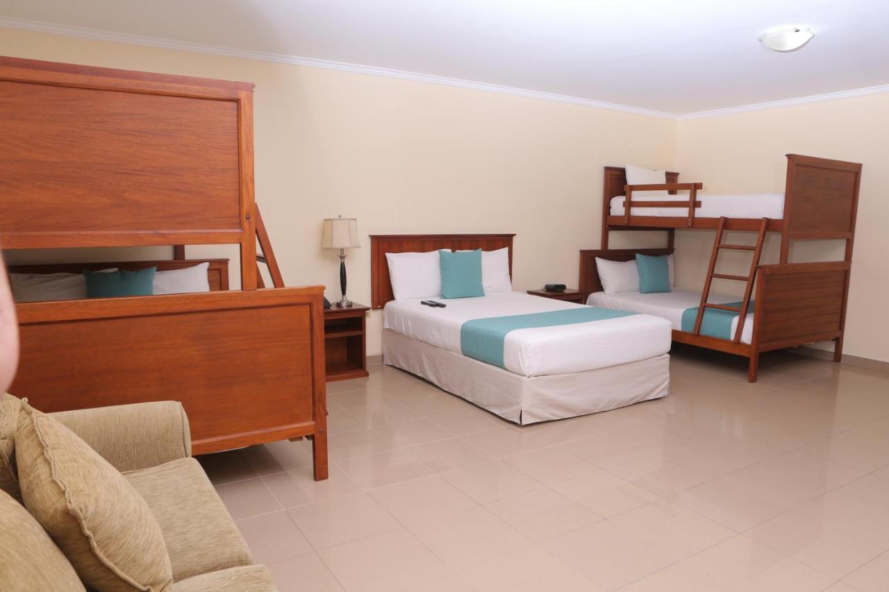 Hotel El Marques Atacames Buitenkant foto